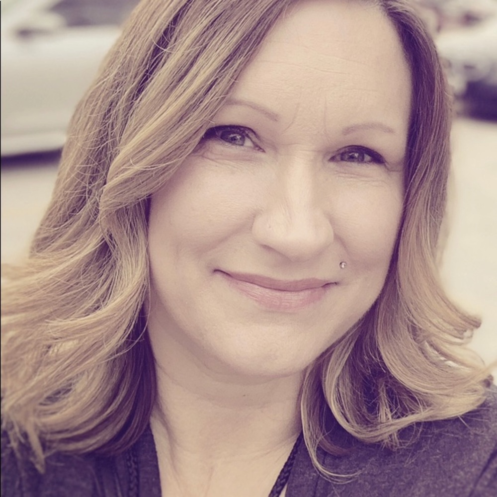 Meet your Posher, Jenn